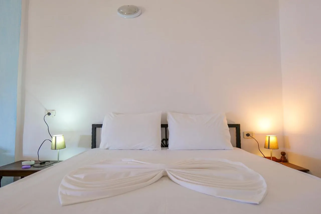 John'S Guesthouse Ksamil Albania