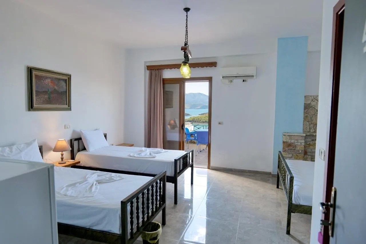John'S Guesthouse Ksamil