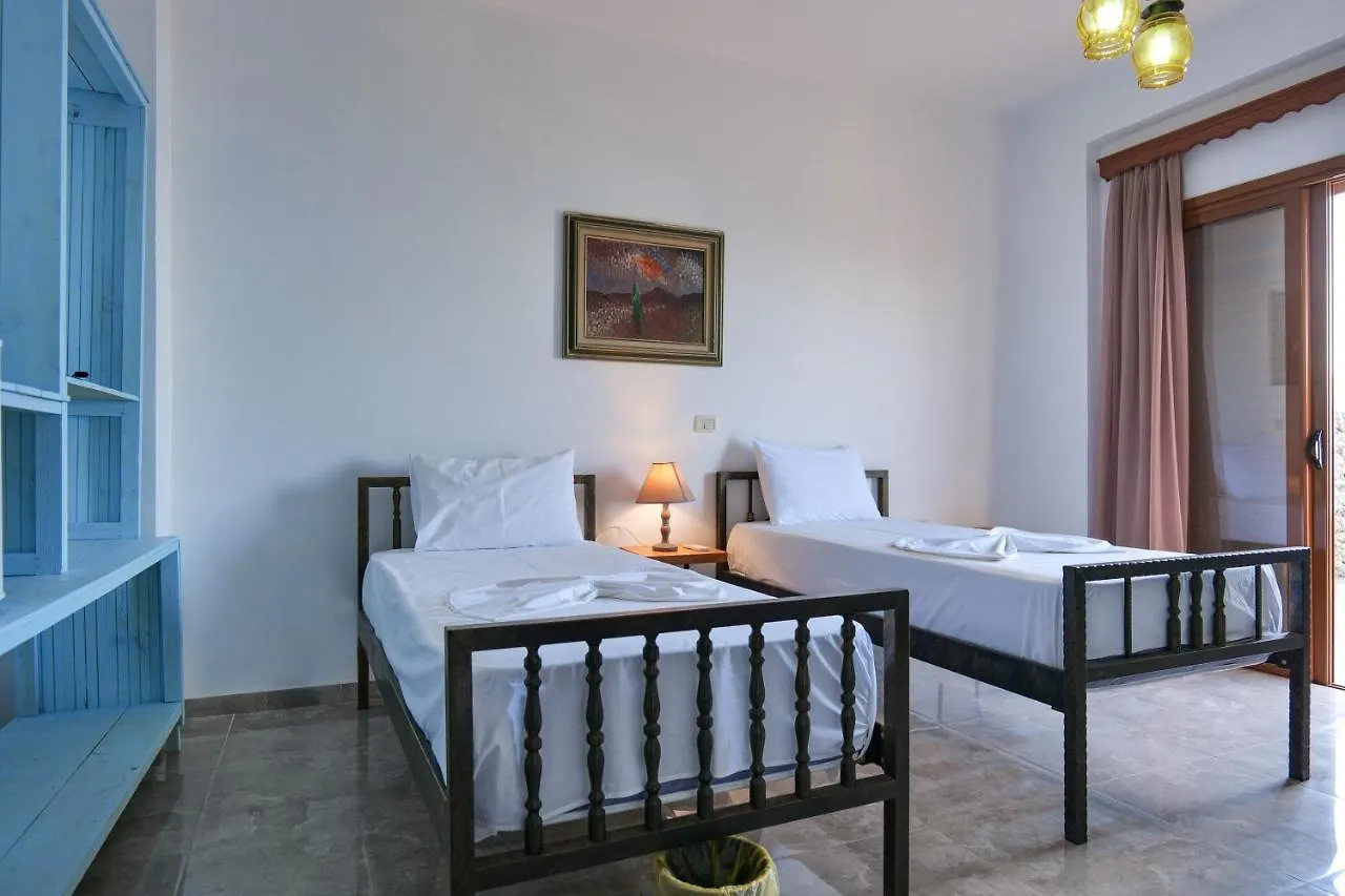 John'S Guesthouse Ksamil 2*,  Albania