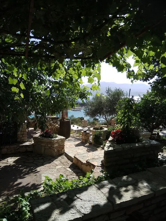** Vendégház John'S Guesthouse Ksamil Albánia