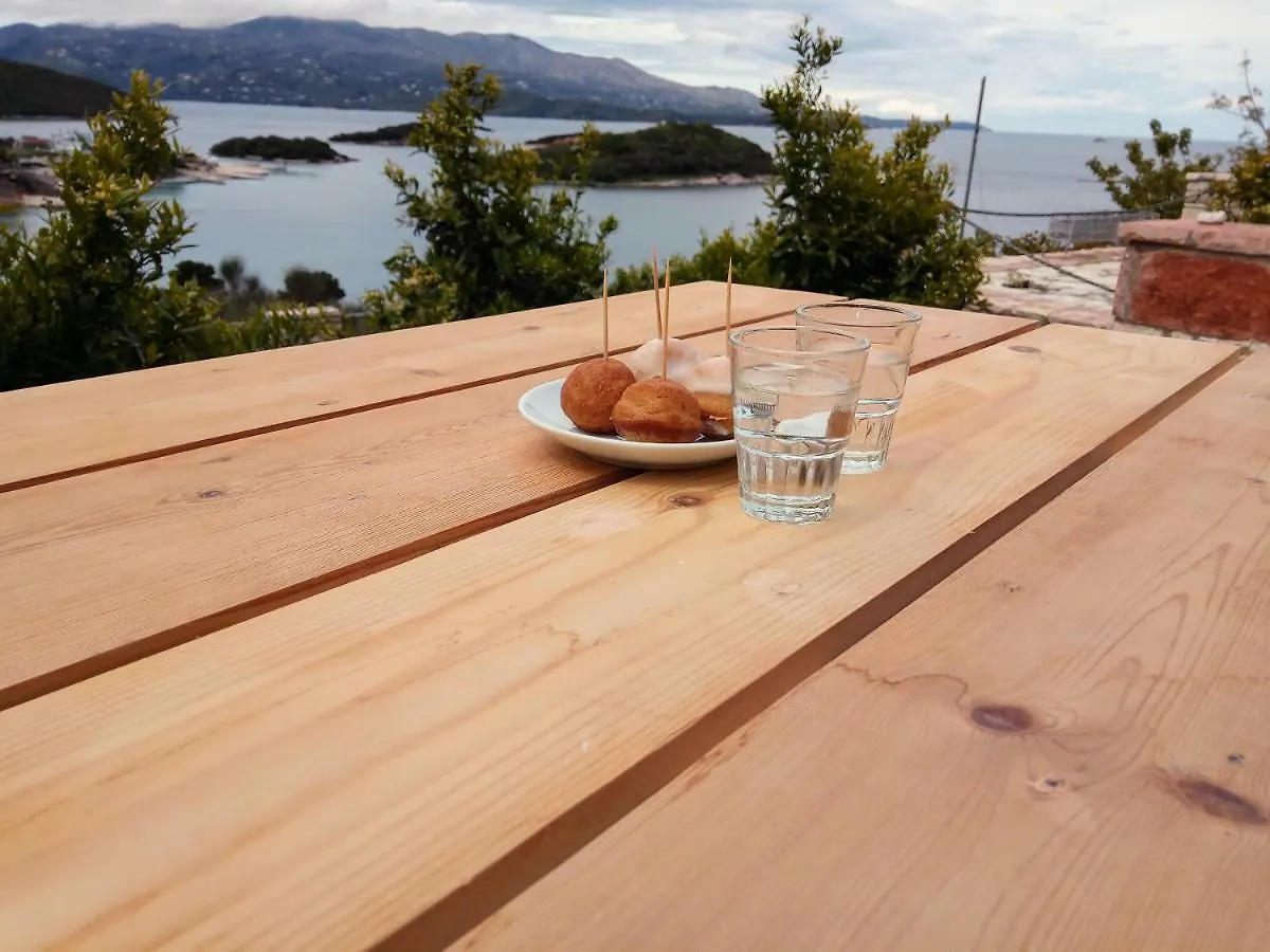 John'S Guesthouse Ksamil Vendégház