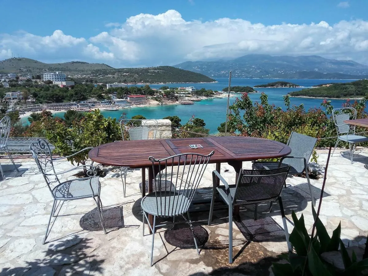 John'S Guesthouse Ksamil