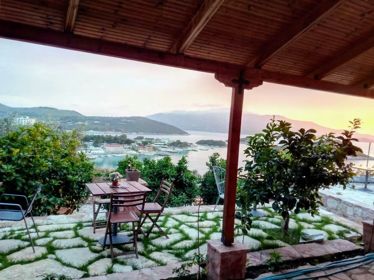 John'S Guesthouse Ksamil Pensjonat