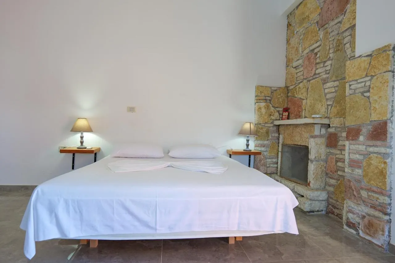 John'S Guesthouse Ksamil Guest house